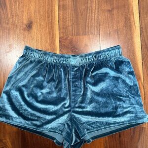 Velvet Women's Shorts - green
